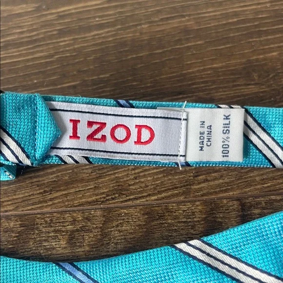 Men’s Silk Bow Tie Bundle (3 Total) – Classic Dress & Formal Styles - Picture 2 of 4